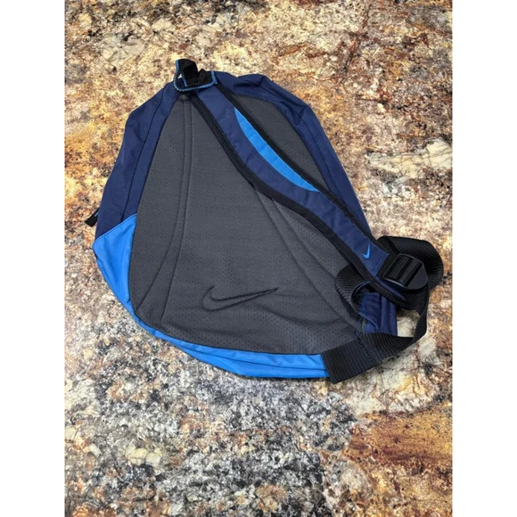 Nike Sling Backpack Crossbody - Picture 3 of 9